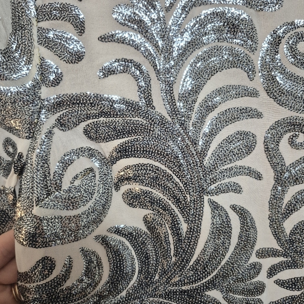 NWT Women’s Festive Silver Sparkle Leaf Sequin Party Mini Dress – Size Small - Picture 3 of 6